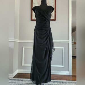 Elegant Black Evening Gown